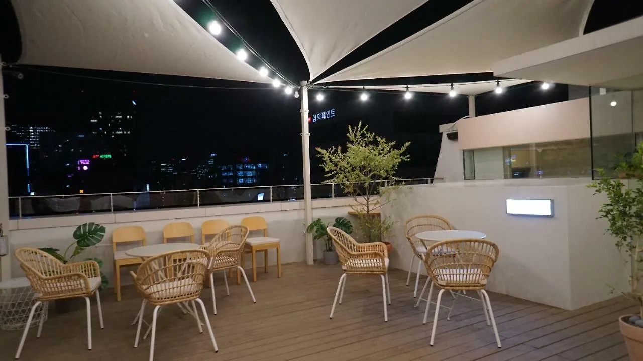 Tong Tong Petit Hotel Seoul 3*,  South Korea